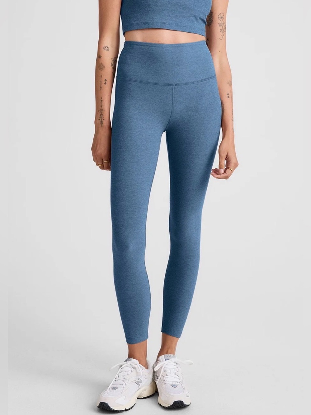 Beyond yoga Spacedye Caught In The Midi High Waisted Legging size XS blue